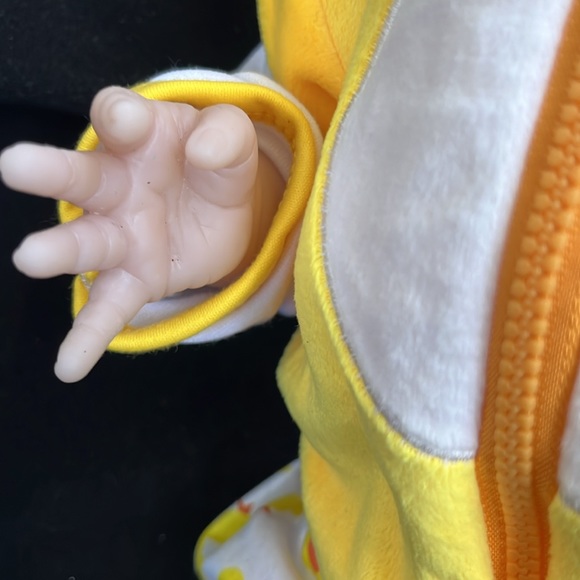 Reborn doll - Picture 3 of 5